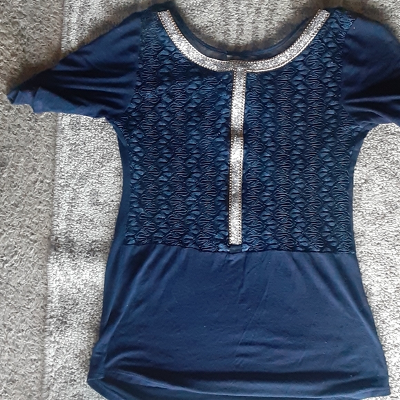 Shirt - Picture 2 of 2